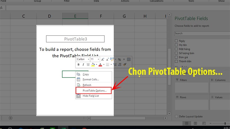 chọn PivotTable Options...