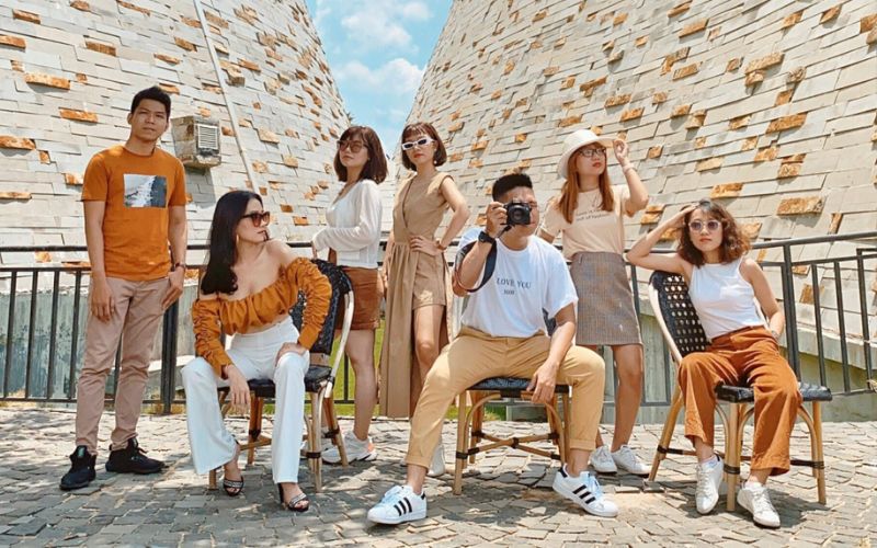 Nên đi du lịch tự túc hay đi tour?