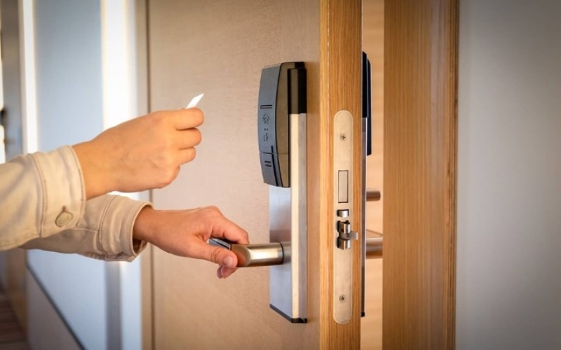 các loại khóa cửa điện tử